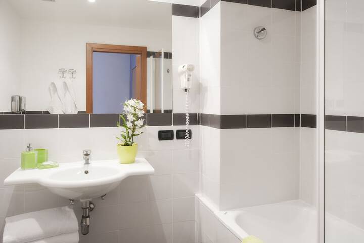 Bathroom Interior Photo