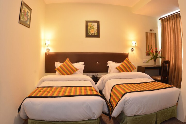 Room 14 of 74