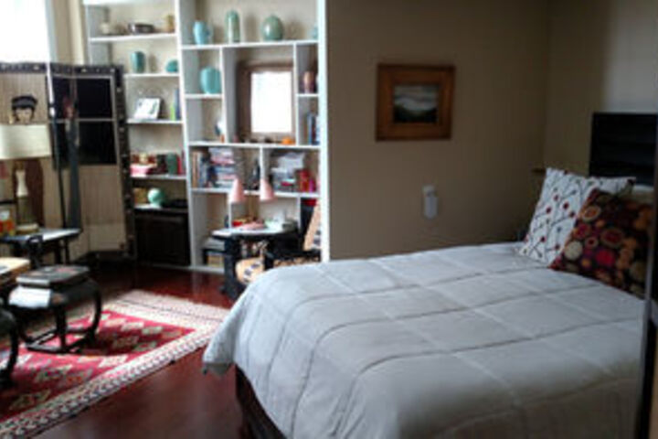Room 9 of 39