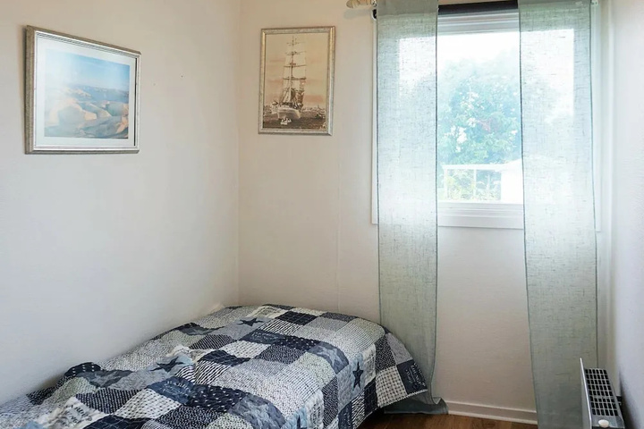 5 Person Holiday Home in Kungshamn