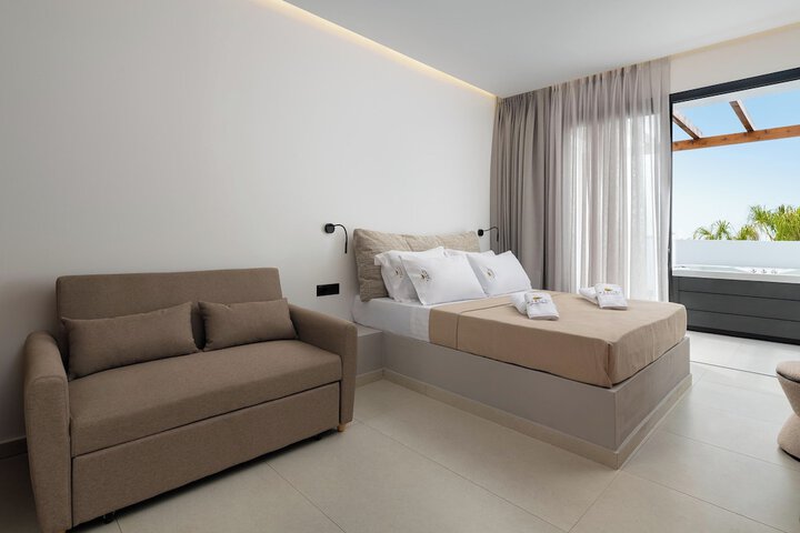 Room 7 of 44