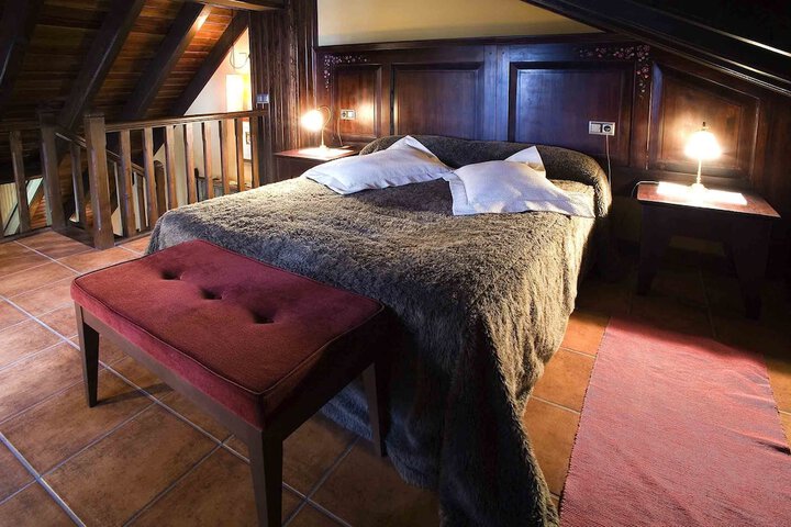 Room 4 of 45