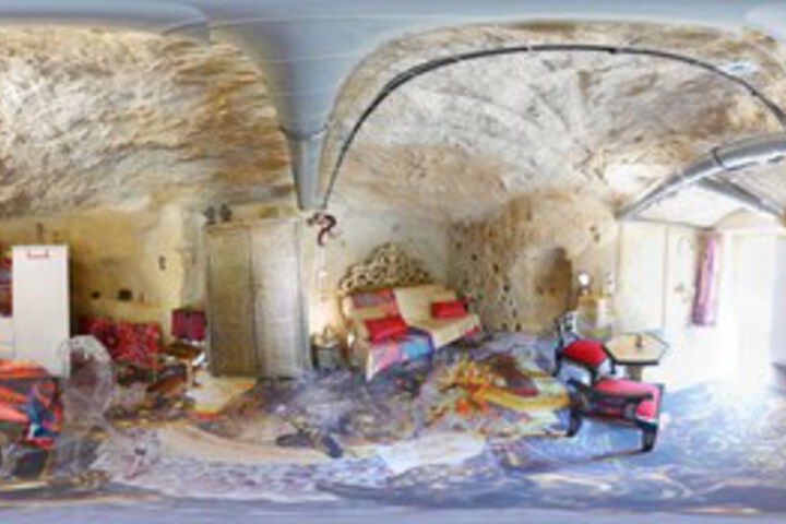 Room 14 of 23