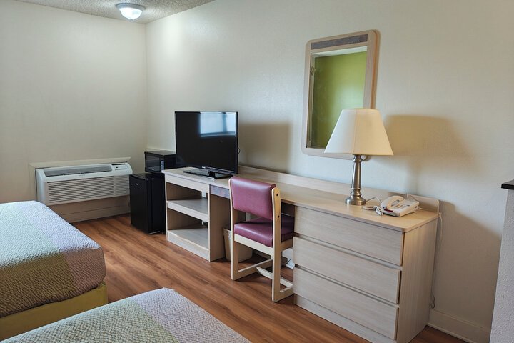 Room 19 of 31