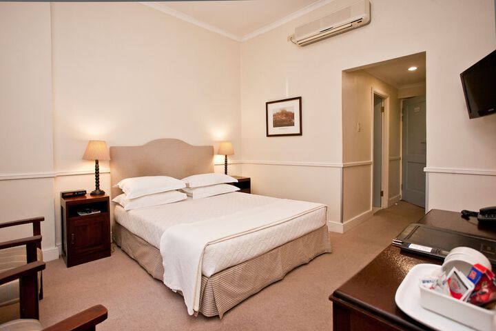 Room 7 of 82