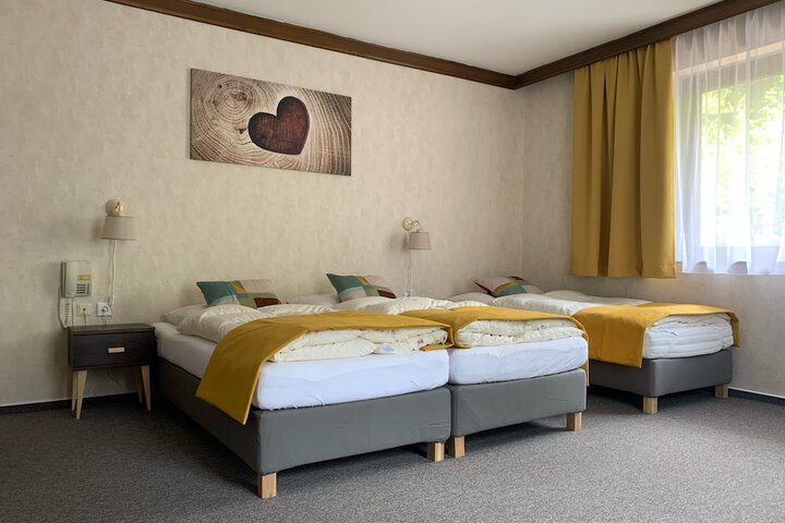 Room 15 of 60