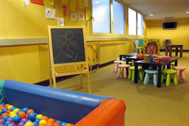 Childrens Activities 8 of 58