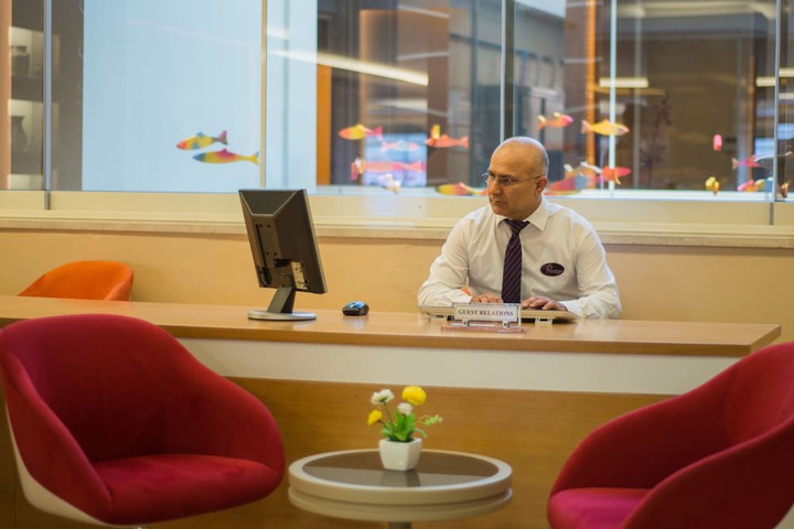 Concierge desk