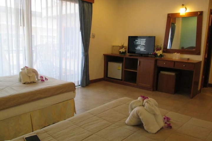 Room 17 of 35