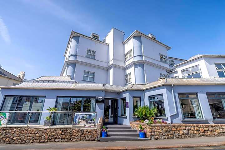 The Inn Boutique Hotel Bar and Restaurant (Pet-friendly)