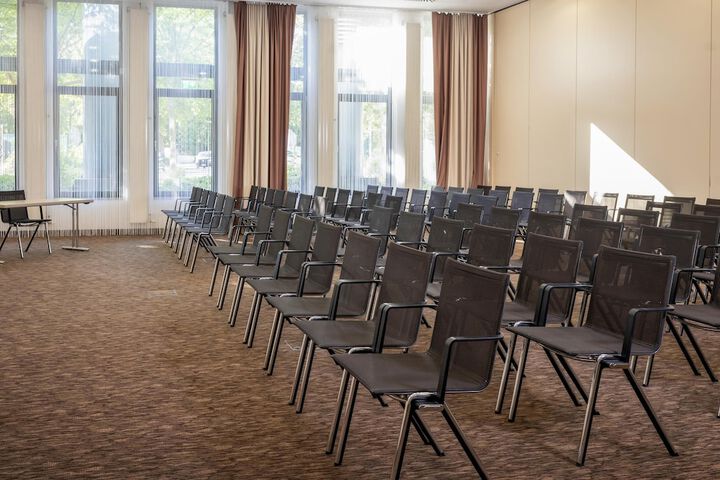 Meeting 105 of 179