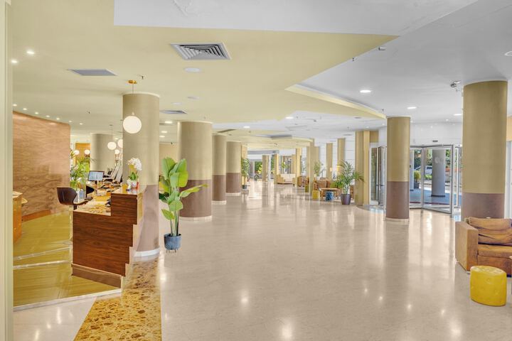 Hotel Interior 5 of 84