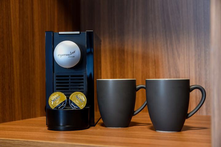 Breakfast/Coffee Service 16 of 35