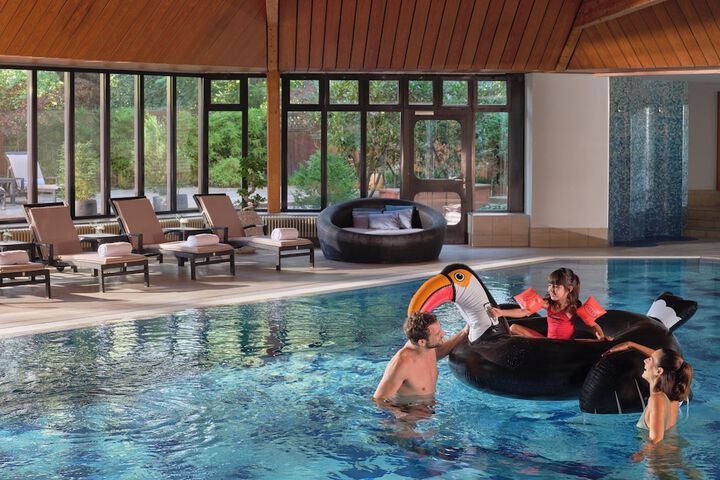 Pool 360 of 457