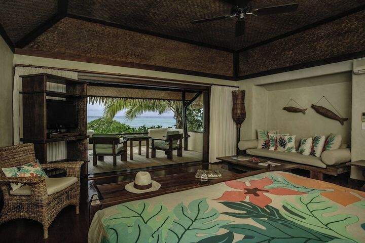 Room 15 of 108