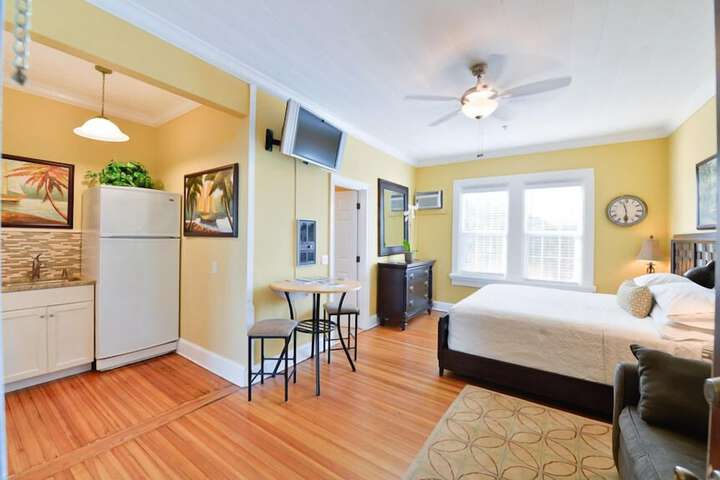 Room 16 of 286
