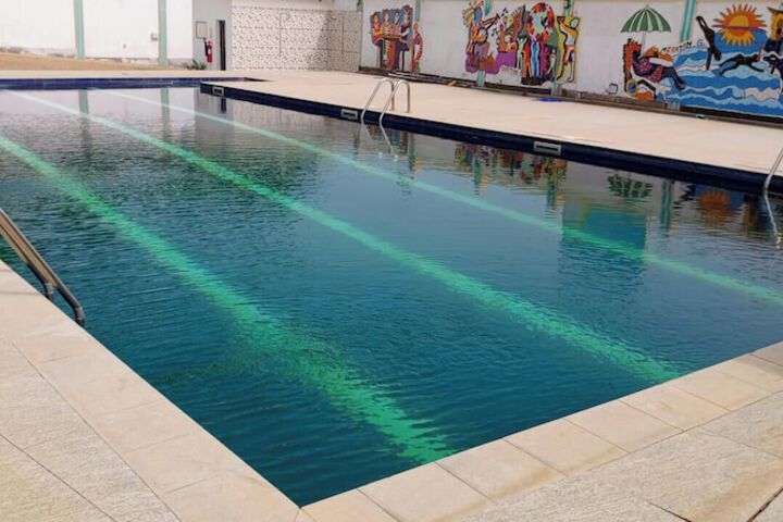 Pool 148 of 285