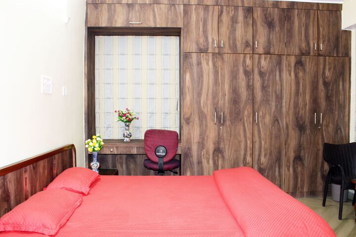 Room 28 of 49