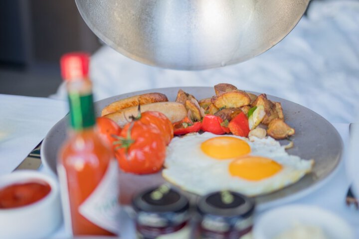 Breakfast meal