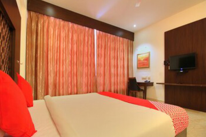 Room 25 of 34