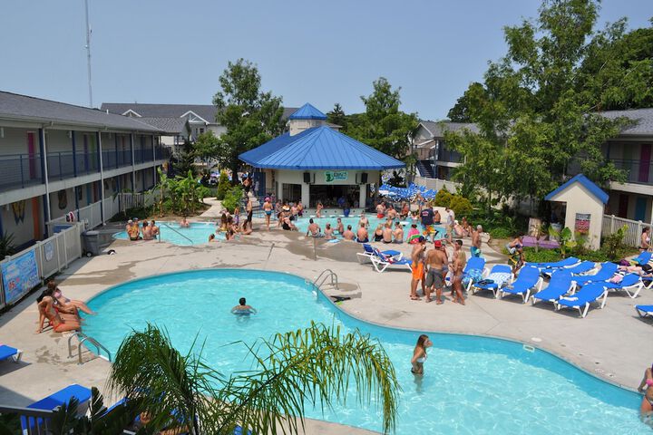 Pool 28 of 47