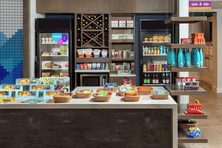 Snack bar