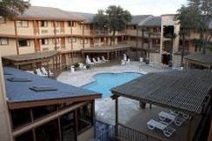 Pool 21 of 22