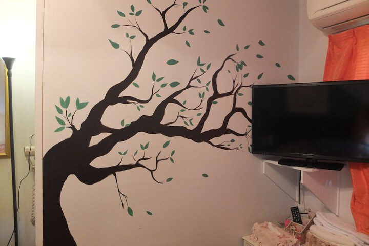 Room 18 of 78