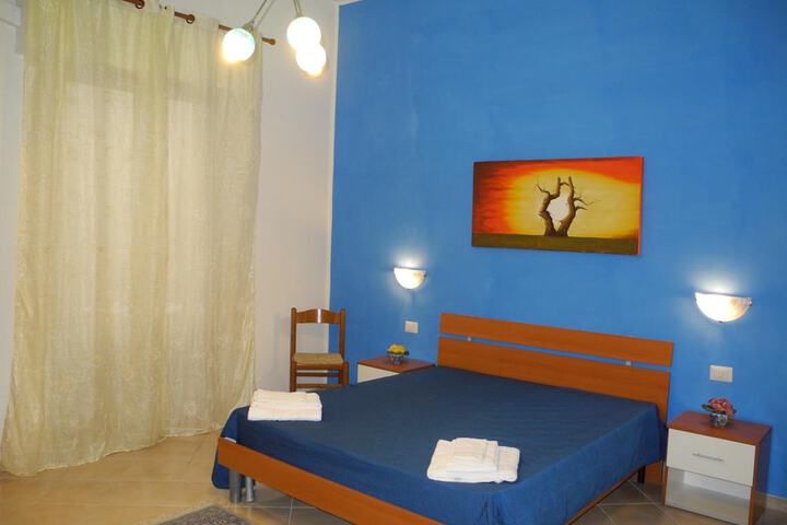 Room 21 of 49