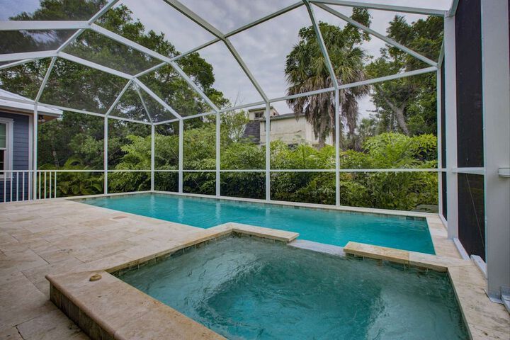 Pool 29 of 43