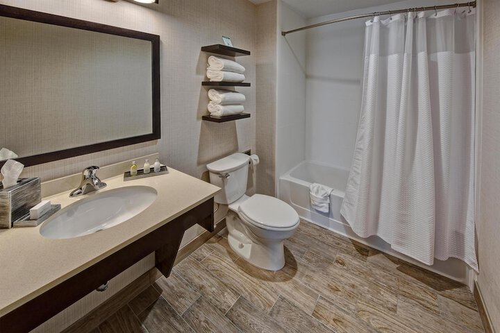 Bathroom shower