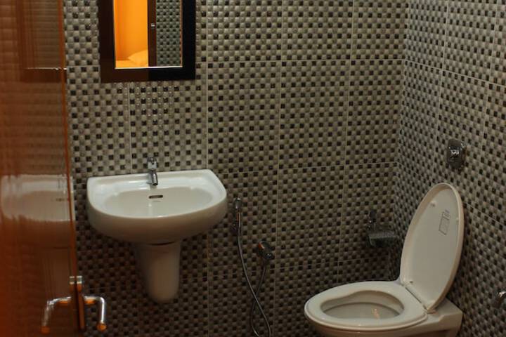 Clean Restrooms