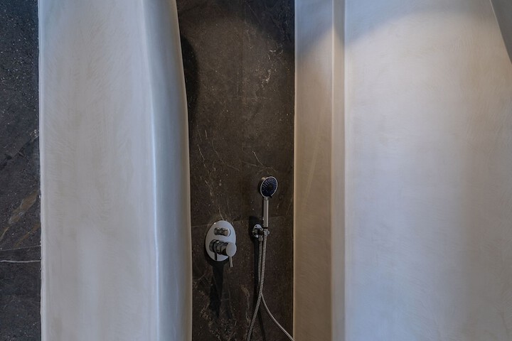 Room 30 of 41