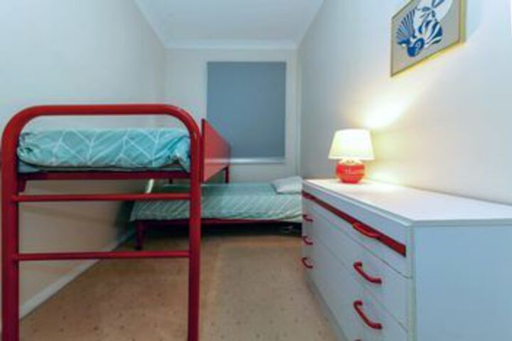 Room 9 of 19