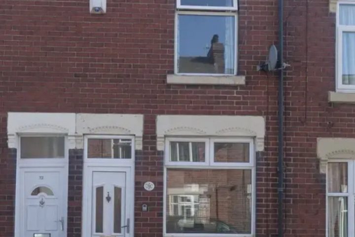 Image of NEW Cosy 2BD Home Close To Centre Stoke on Trent