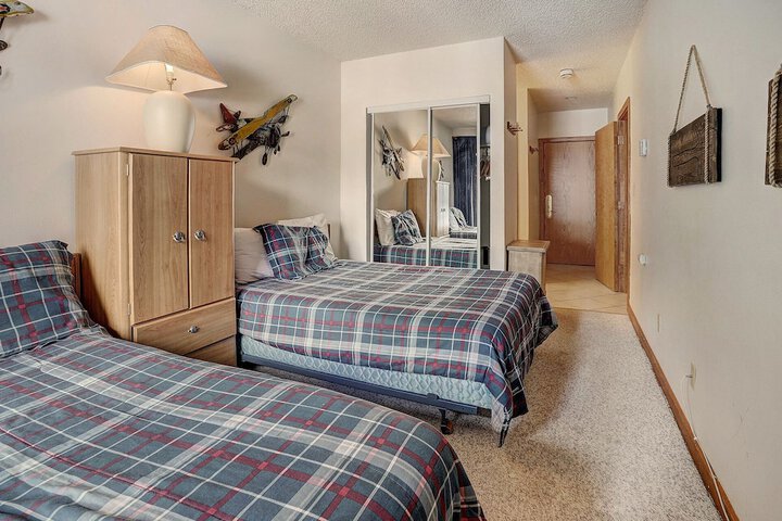 Room 7 of 50