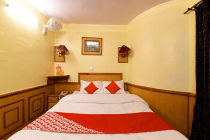 Room 14 of 24