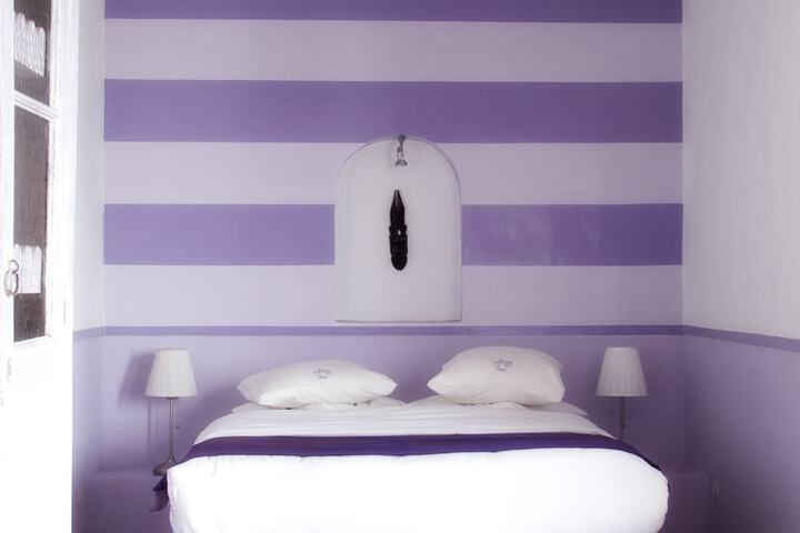Room 4 of 69