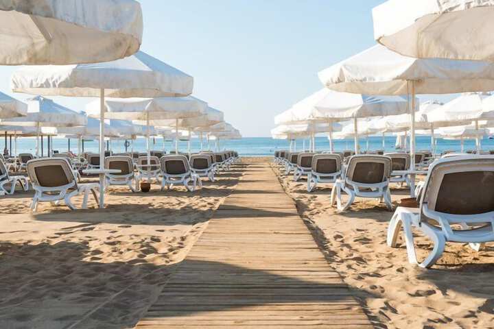Beach 179 of 196