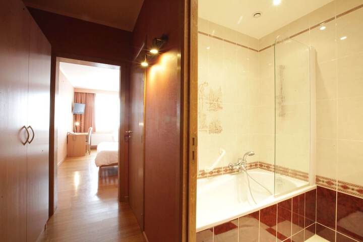 Clean Restrooms