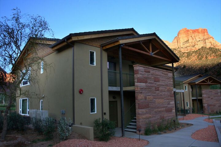 Hotel 54 of 55