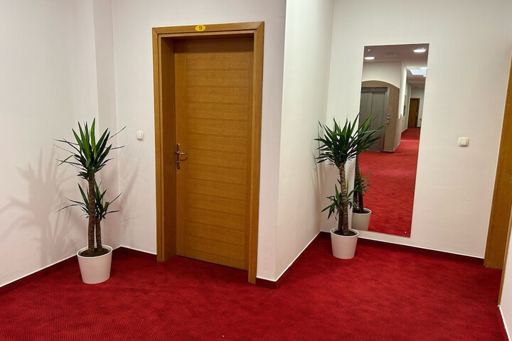 Room 26 of 58