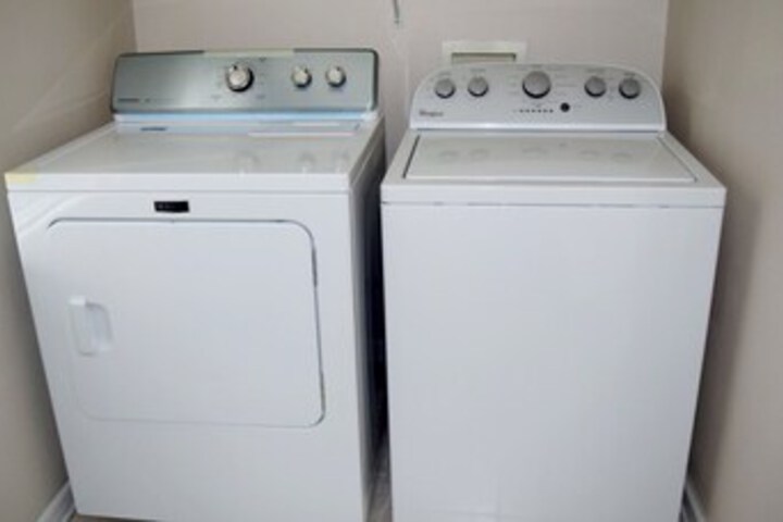 Laundry 11 of 28