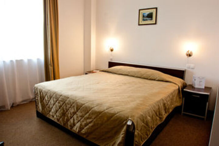 Room 5 of 15