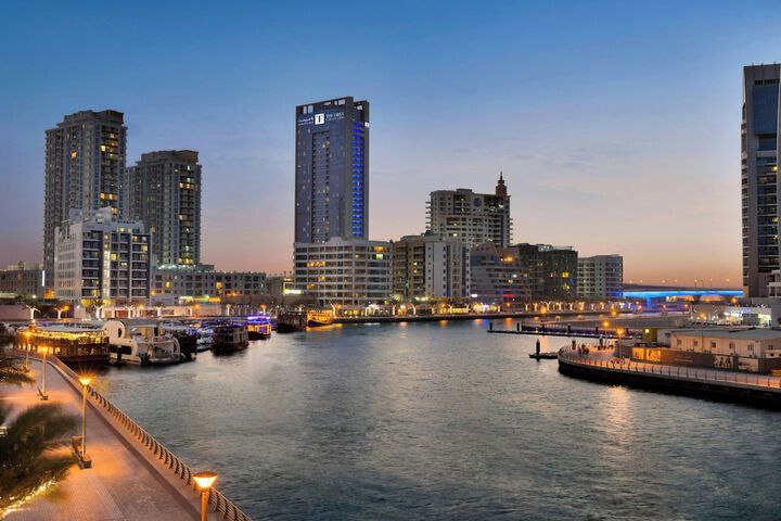 The First Collection Marina Dubai, a Tribute Portfolio Hotel