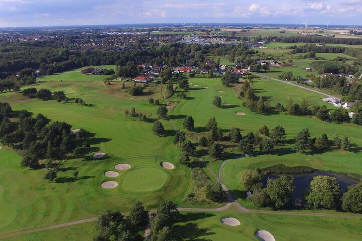 Golf 19 of 33