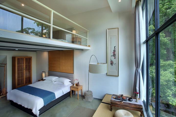 Room 7 of 43