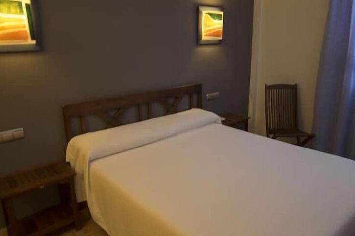 Room 8 of 38