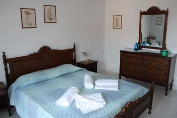 Room 121 of 256