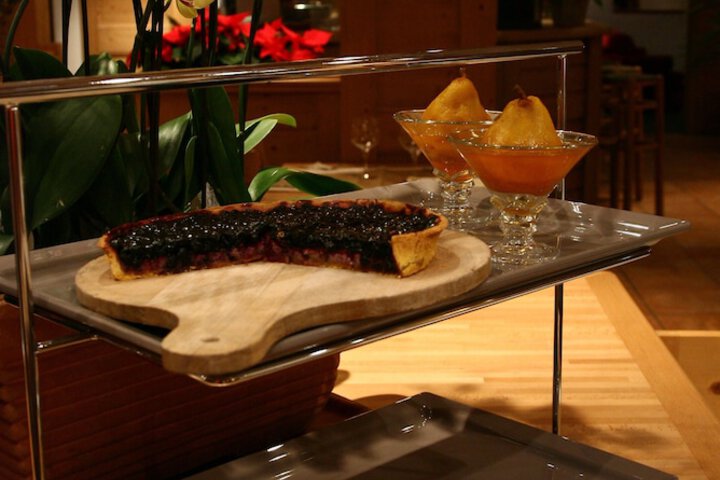 Dining 57 of 86